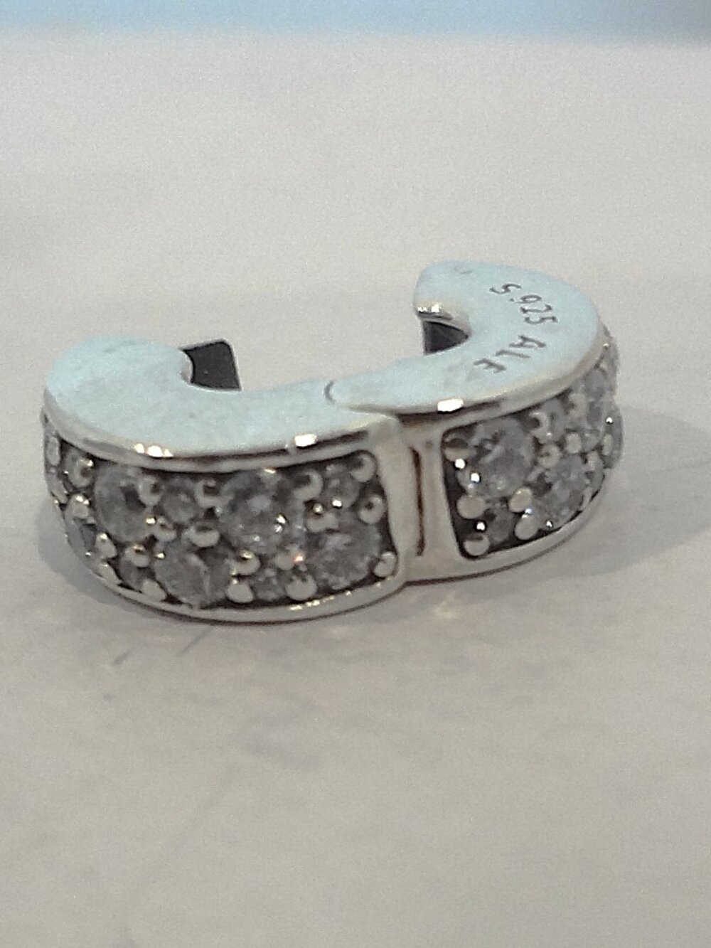 Round White Crystal Closure Bead